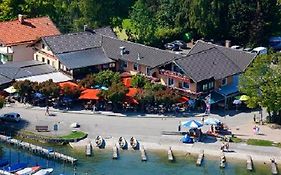 Sieben Zimmer Am See