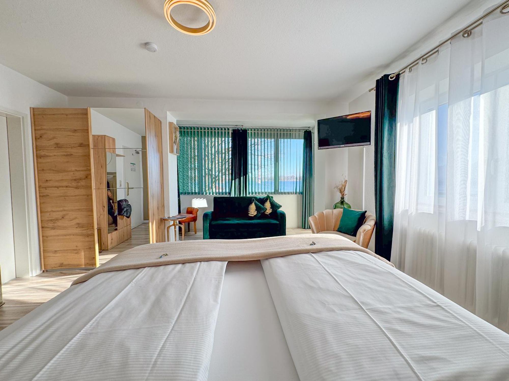 Sieben Zimmer Am See Prien am Chiemsee Zewnętrze zdjęcie